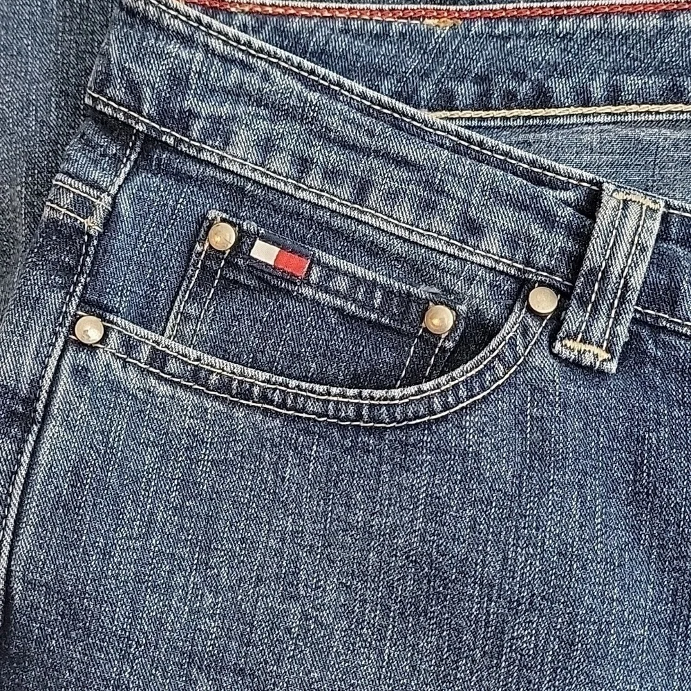 Tommy Hilfiger Split Denim Capris size 10 Relaxed Baggy Vintage Y2K